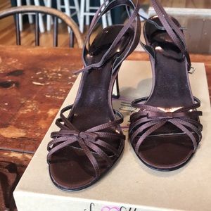 Brown heels w/matching satin gloves and clutch